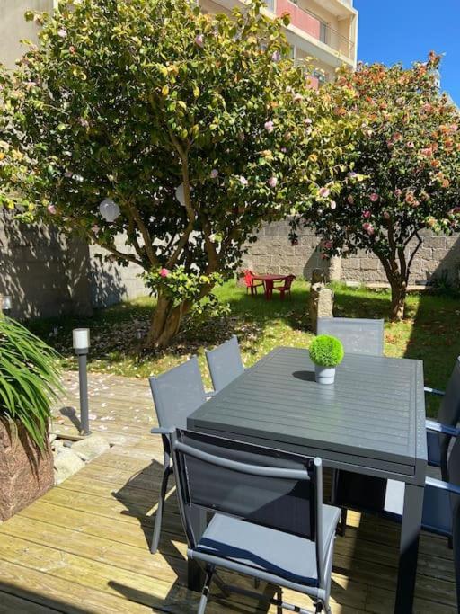 Appartement Cosy Avec Jardin En Centre-Ville Perros-Guirec Exterior foto